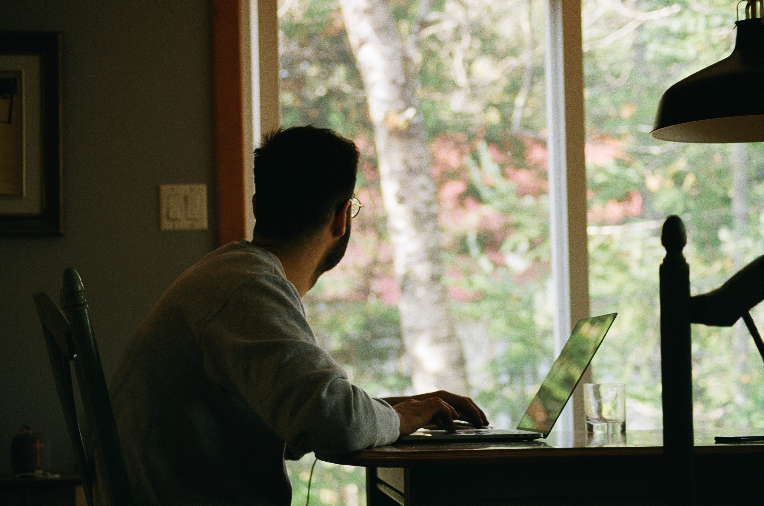 ¿Realizas home-office? Cuida tu salud